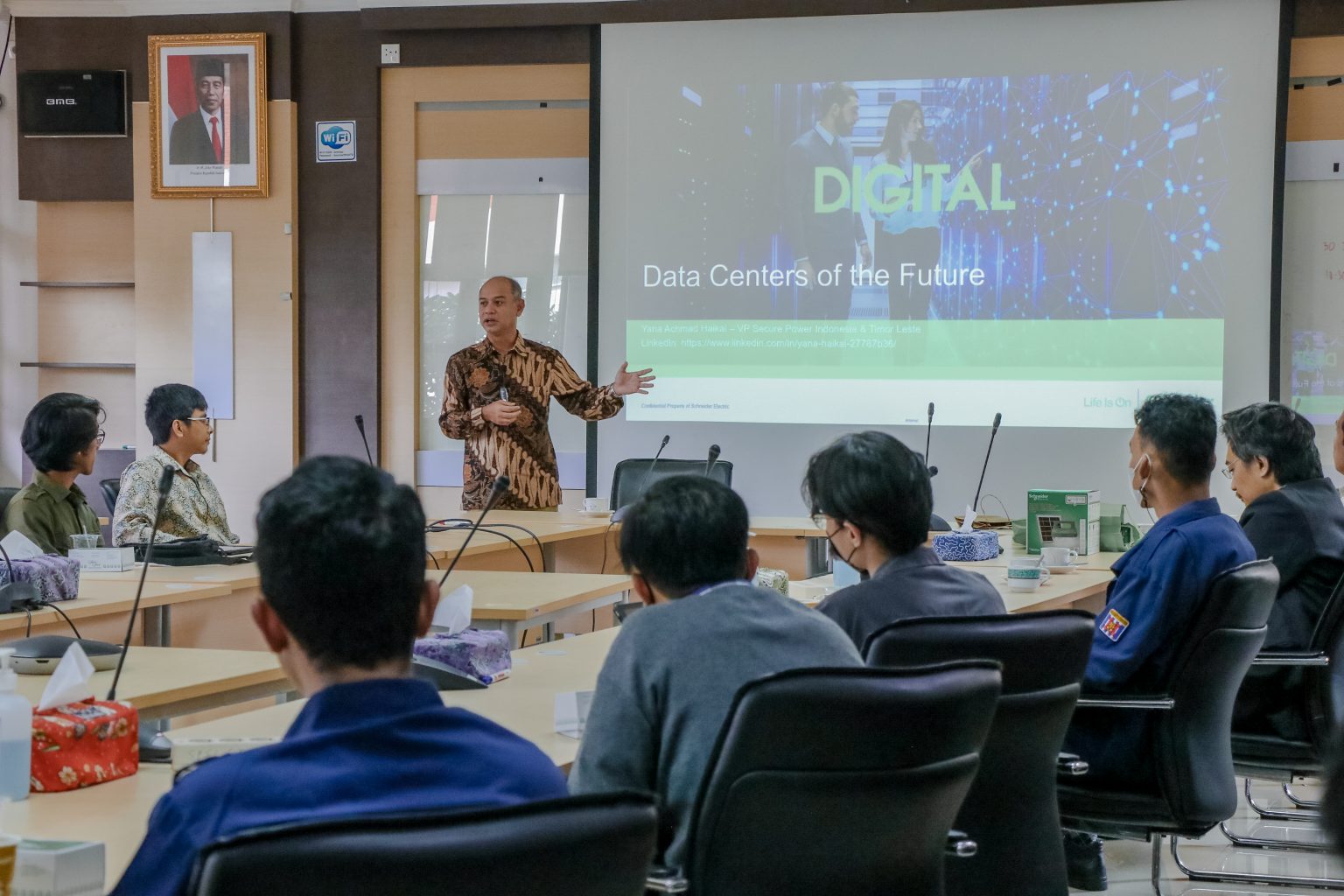 Alumni Teknik Mesin Itb Berbagi Pengalaman Berkarir Di Industri Data Center